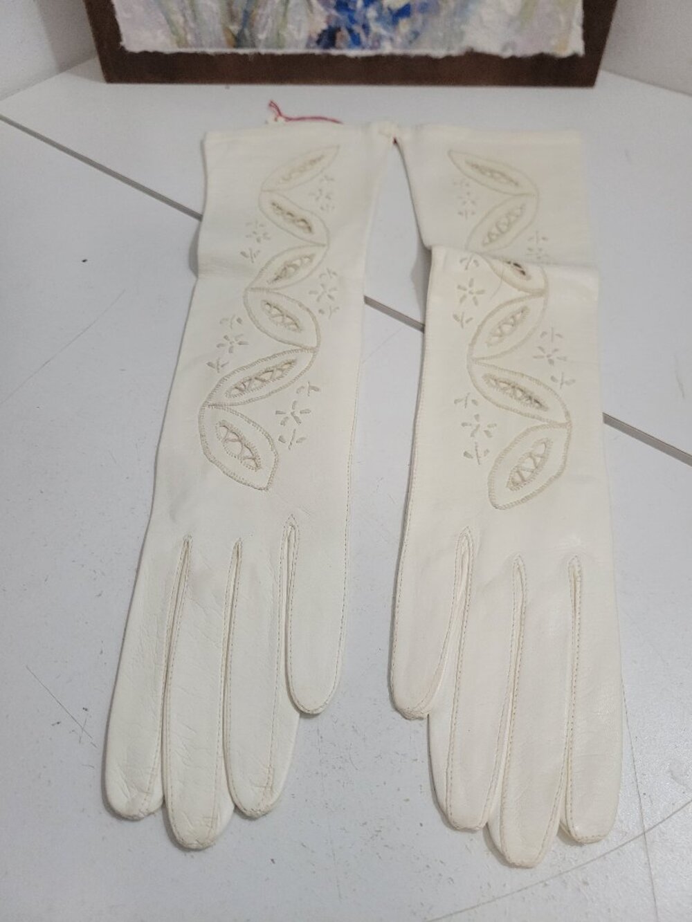 Vintage Kid Leather Italian Ornate Long Cream Gloves 6.5